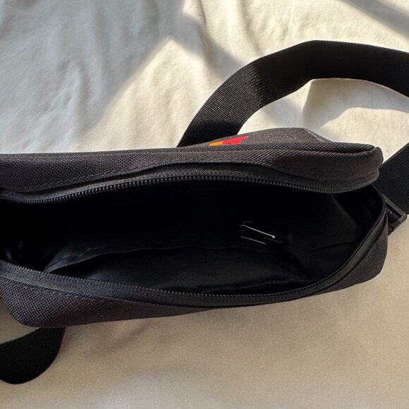 NWT, Los Angeles Lakers Pride Night Crossbody Bag, Black with Rainbow, One Size - Picture 11 of 12